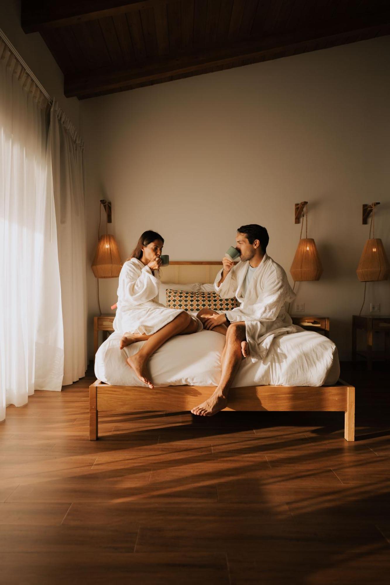 The Beach House Boutique Hotel 웨스트 엔드 외부 사진